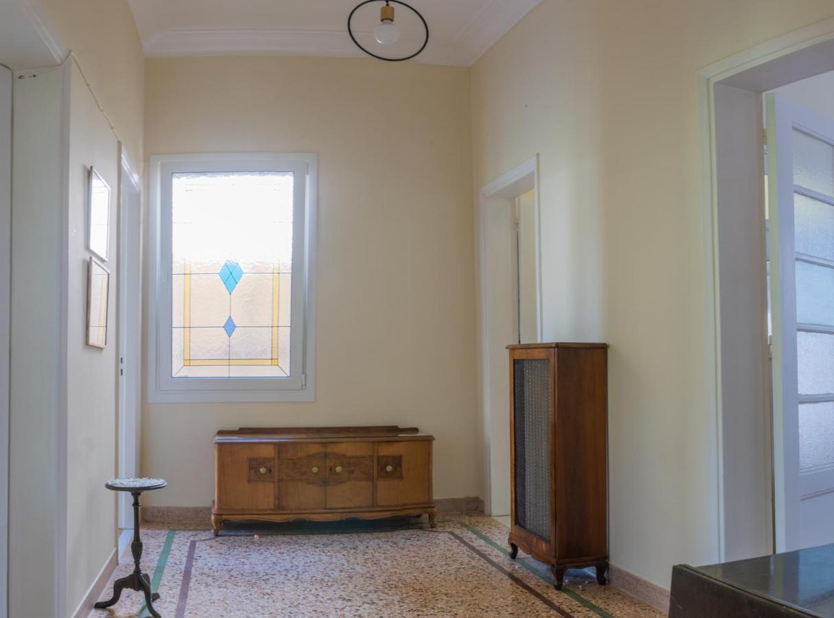 The Athenian House -Duxiana Bed Apartment Luaran gambar