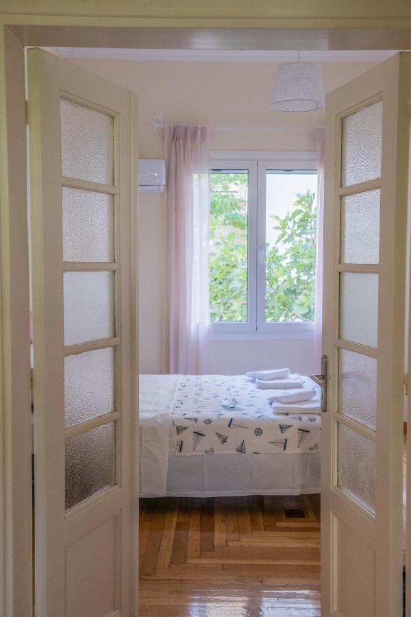 The Athenian House -Duxiana Bed Apartment Luaran gambar