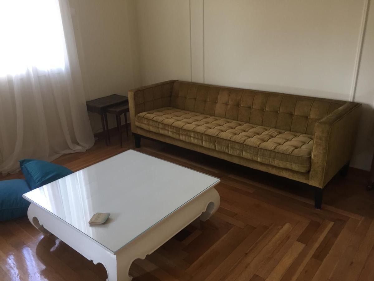 The Athenian House -Duxiana Bed Apartment Luaran gambar