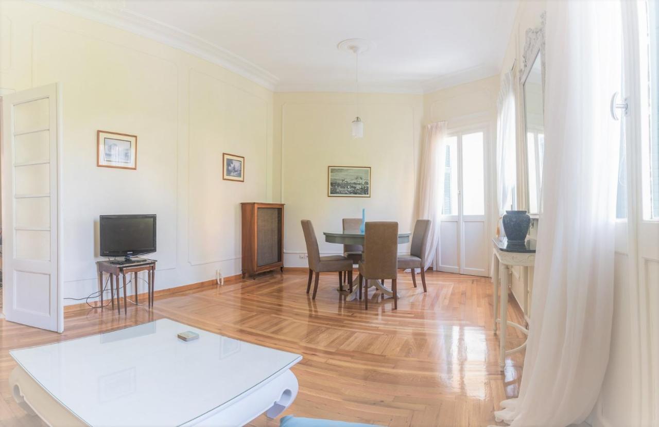 The Athenian House -Duxiana Bed Apartment Luaran gambar