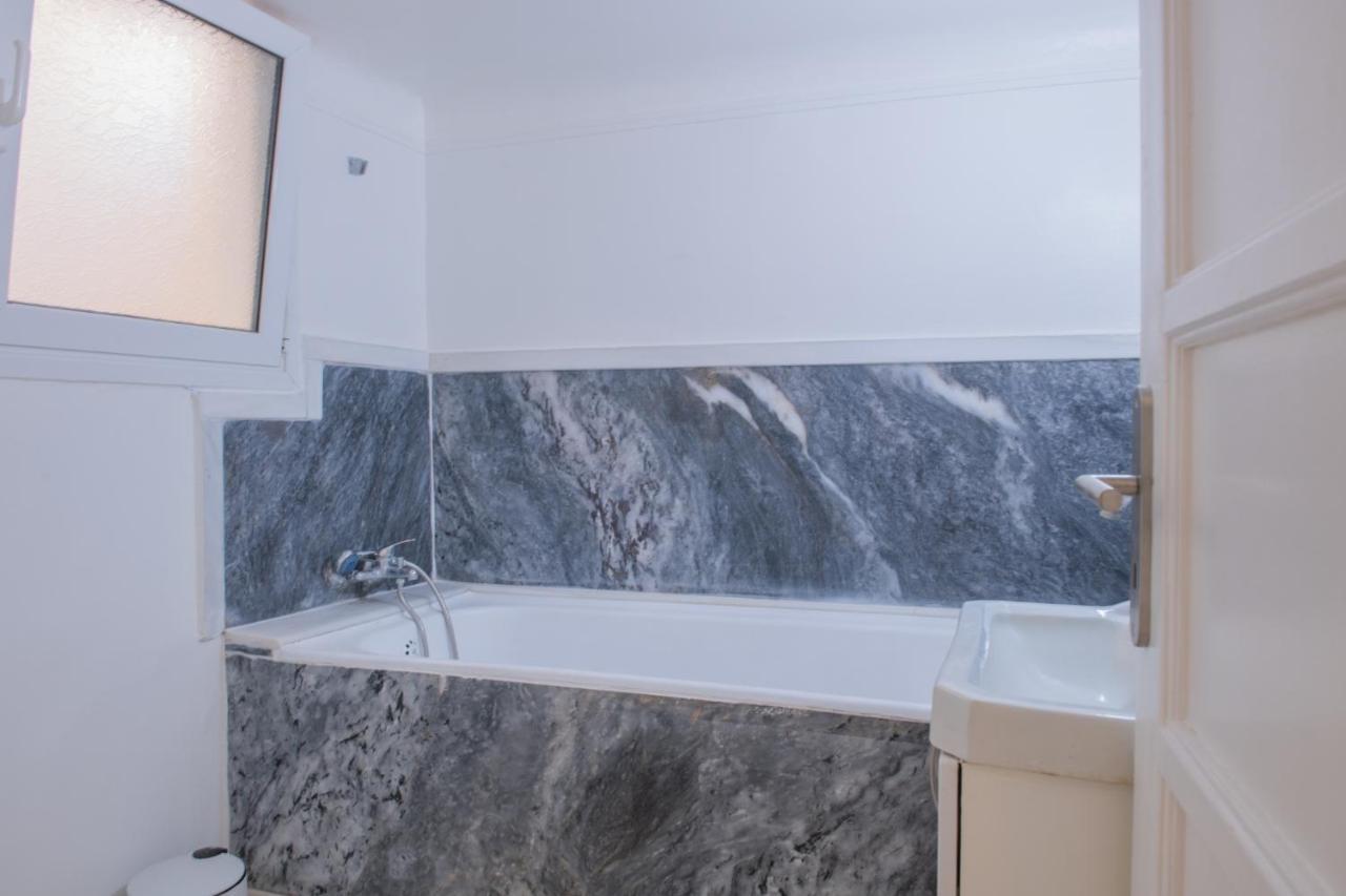 The Athenian House -Duxiana Bed Apartment Luaran gambar