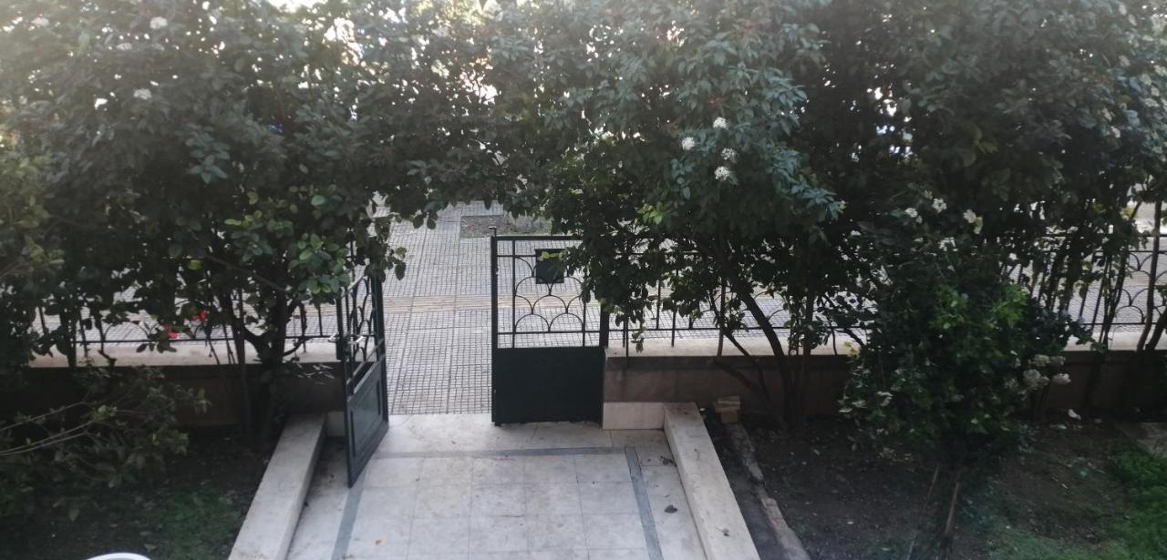 The Athenian House -Duxiana Bed Apartment Luaran gambar